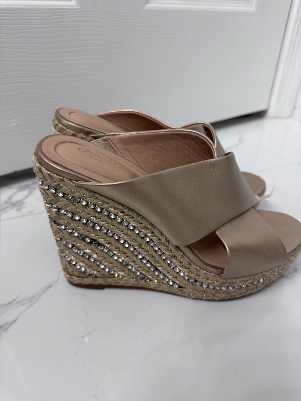 Gold Rhinestone Heels Size 9! - Picture 2 of 6